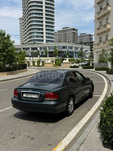 Hyundai Sonata-8