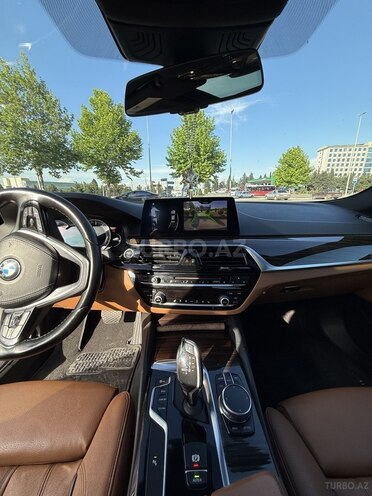 BMW 530-9
