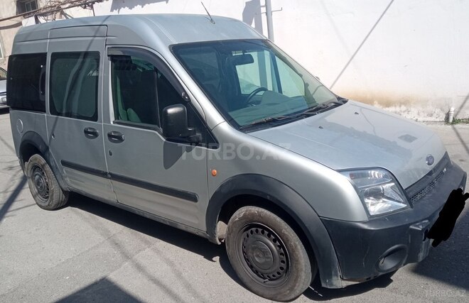 Ford Tourneo Connect-3