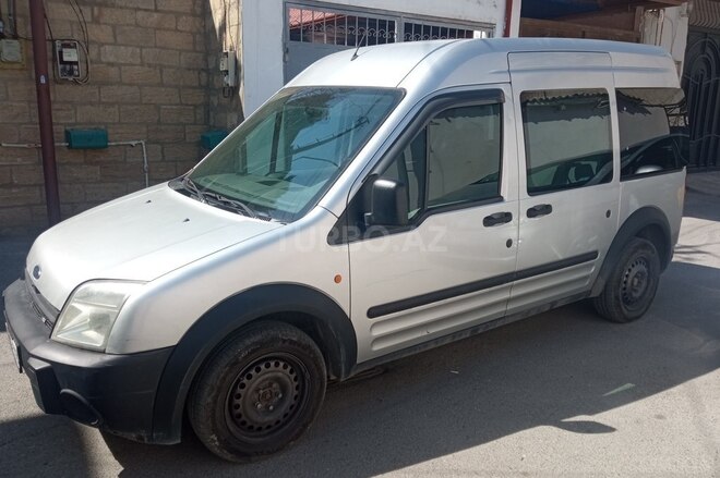 Ford Tourneo Connect-4