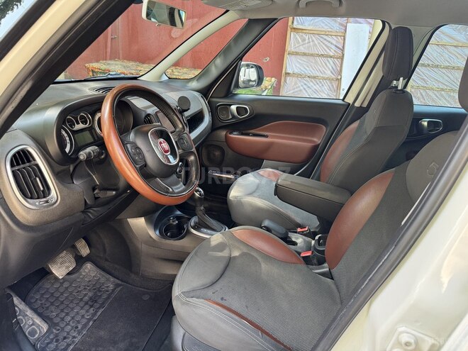 Fiat 500L-12