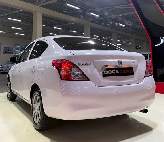 Nissan Latio-8