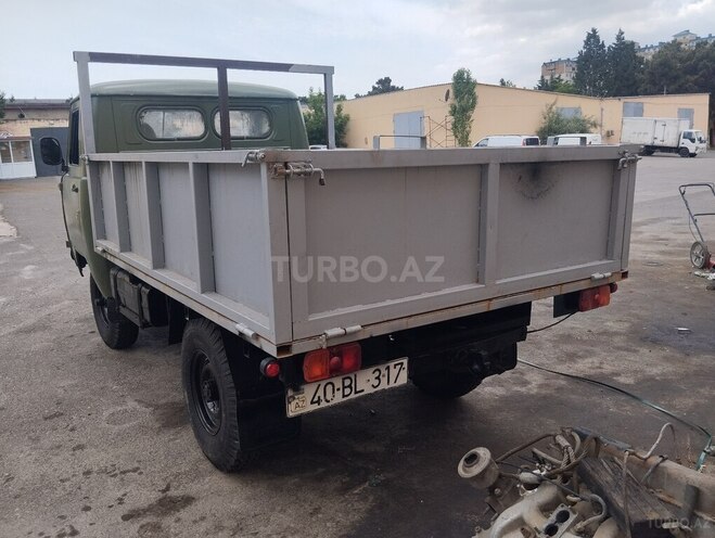 UAZ 3303-9