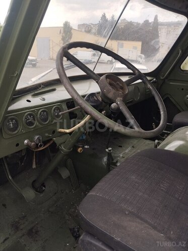 UAZ 3303-11