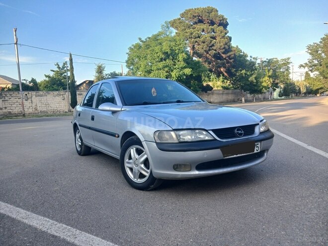 Opel Vectra-15