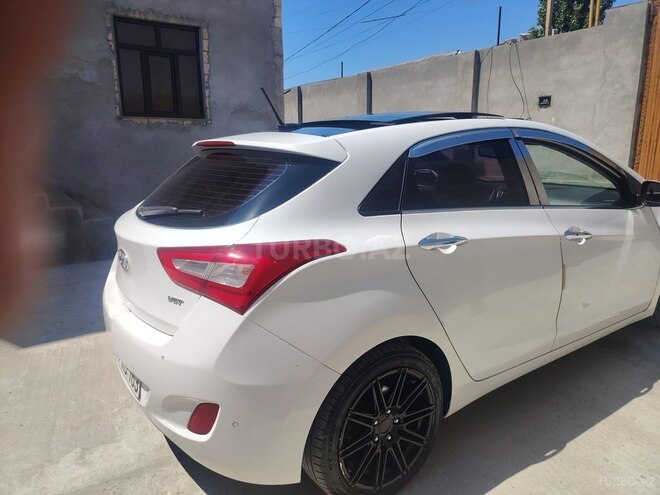 Hyundai i30-9
