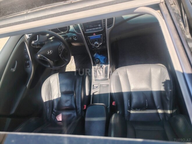 Hyundai i30-10