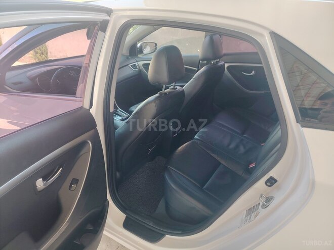 Hyundai i30-4