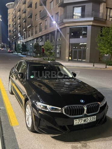 BMW 330e-1