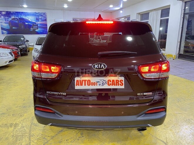 Kia Sorento-9