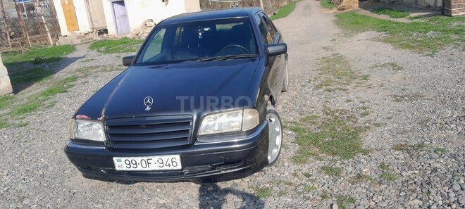 Mercedes 190-1
