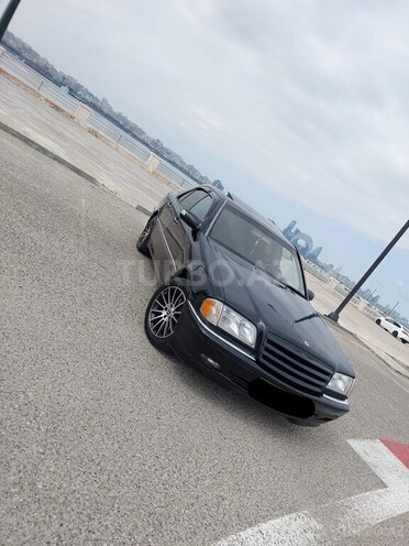 Mercedes C 230-3