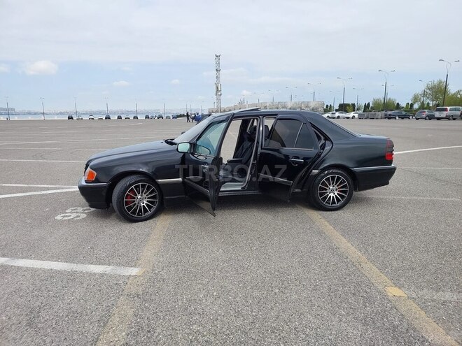 Mercedes C 230-8