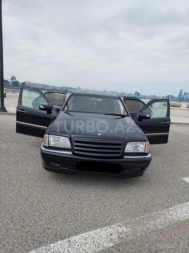Mercedes C 230-1