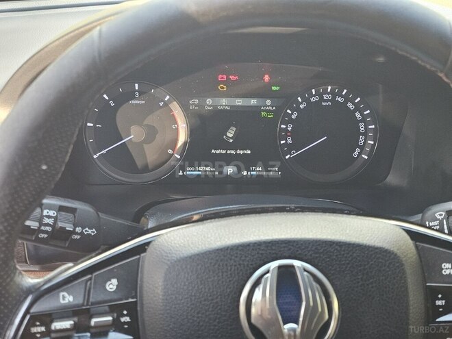 Ssang Yong Rexton-12