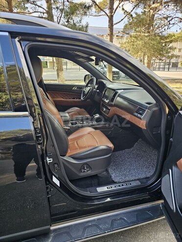 Ssang Yong Rexton-15