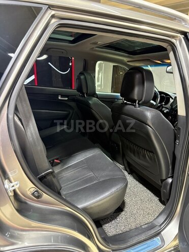 Kia Sorento-20