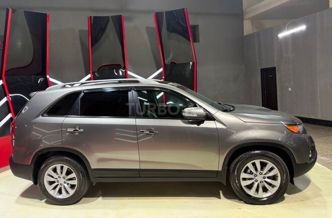 Kia Sorento-5