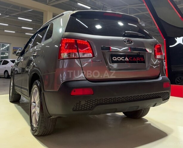 Kia Sorento-10