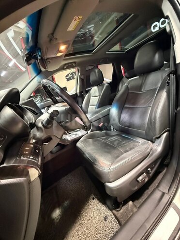 Kia Sorento-13