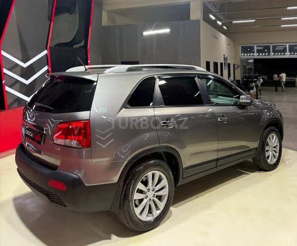 Kia Sorento-8