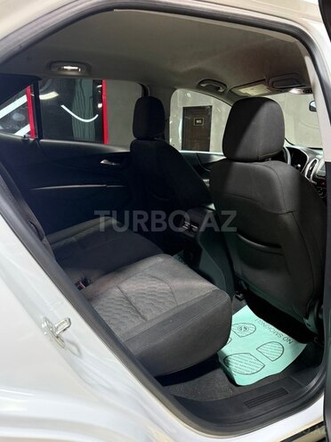Chevrolet Equinox-17