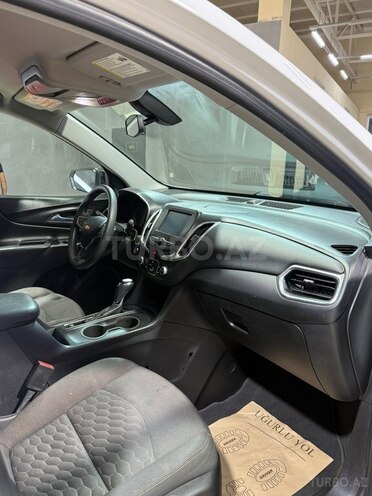 Chevrolet Equinox-13