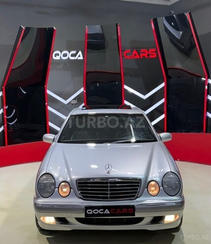 Mercedes E 280-4