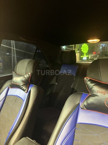 Mercedes E 240-9