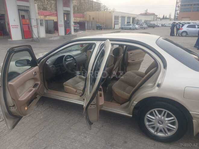 Nissan Maxima-6