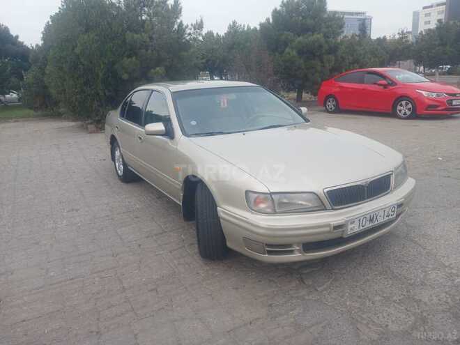 Nissan Maxima-1