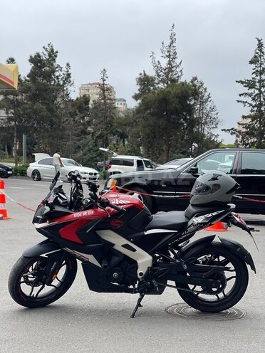 Bajaj Pulsar RS 200-3
