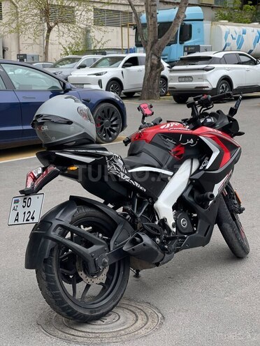 Bajaj Pulsar RS 200-5