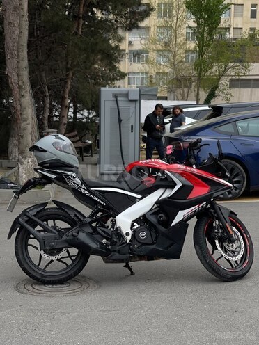 Bajaj Pulsar RS 200-6