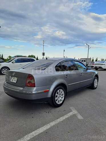 Volkswagen Passat-4
