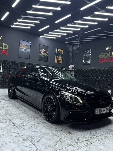 Mercedes C 300-1
