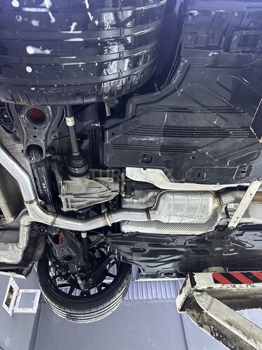 Mercedes C 300-13