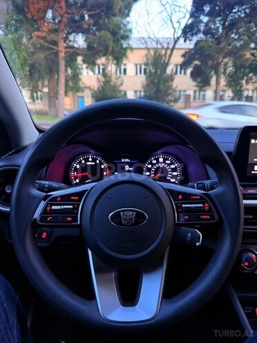 Kia Forte-14