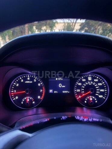 Kia Forte-13