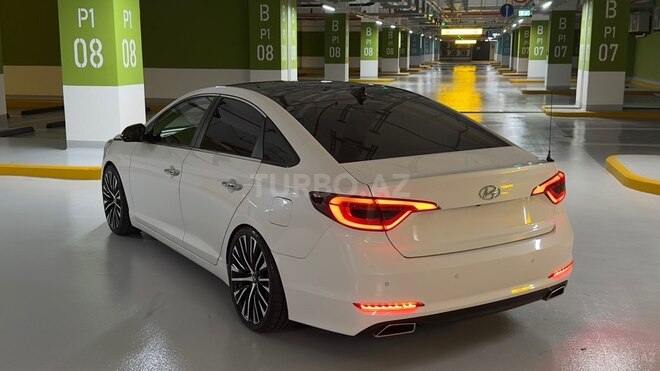 Hyundai Sonata-8