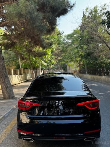 Hyundai Sonata-5