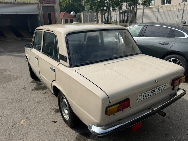 LADA (VAZ) 21011-3