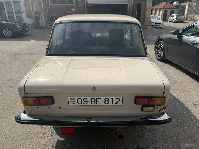 LADA (VAZ) 21011-4