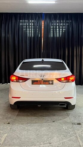 Hyundai Avante-10