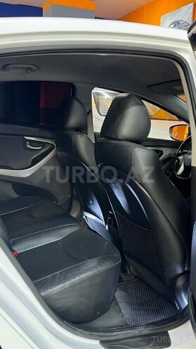 Hyundai Avante-21