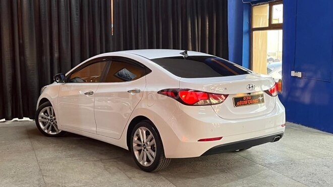Hyundai Avante-14
