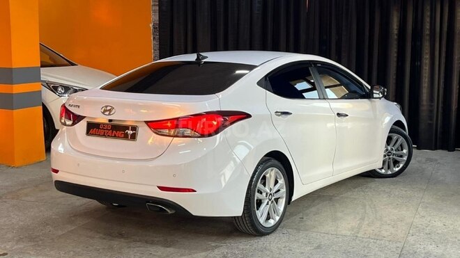 Hyundai Avante-12