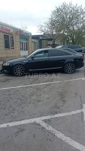 Audi A6-4