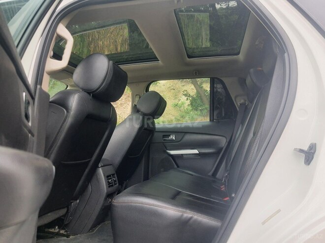 Ford Edge-9