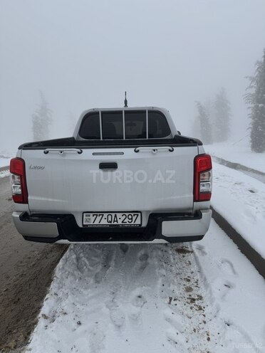 Mitsubishi L200-7